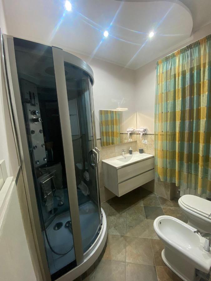 Domus Melius Apartment กาสเตลลัมมาเร ดิ สตาเบีย ภายนอก รูปภาพ