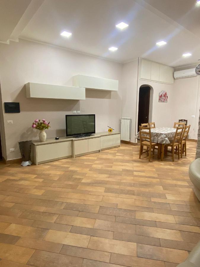 Domus Melius Apartment กาสเตลลัมมาเร ดิ สตาเบีย ภายนอก รูปภาพ