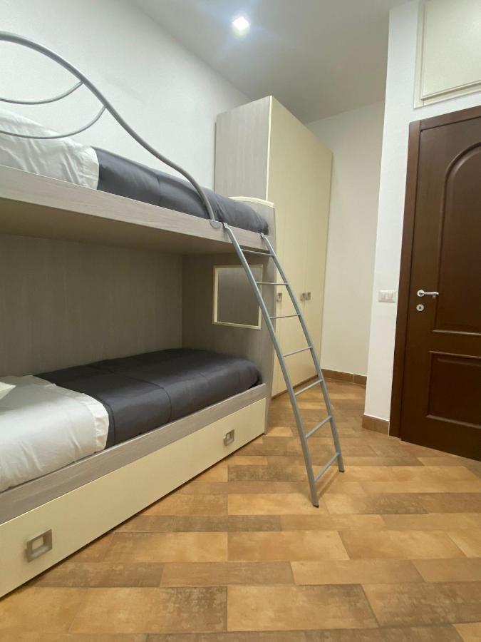 Domus Melius Apartment กาสเตลลัมมาเร ดิ สตาเบีย ภายนอก รูปภาพ